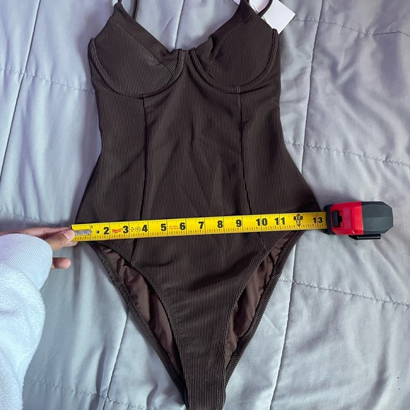 NWT Good American Good Compression Show Up One-Piece Swimsuit SIZE 0 - Picture 4 of 11